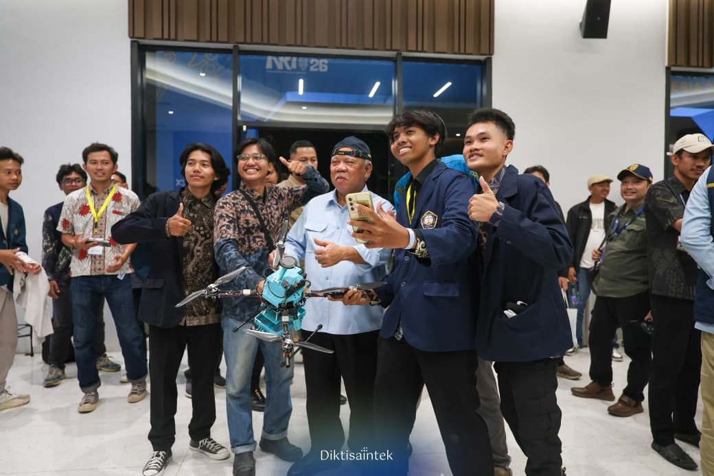 Terbang Tinggi KRTI 2026. Foto-foto: Humas Setditjen Dikti.